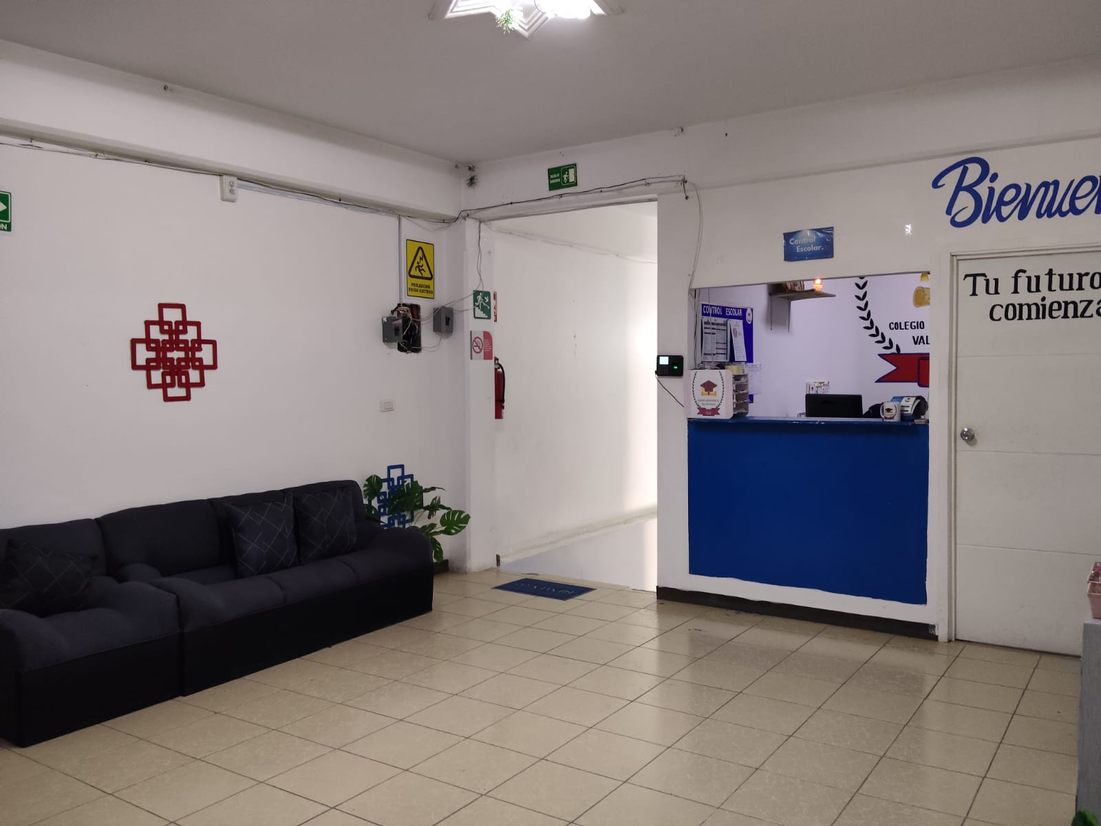 Instalaciones del Colegio Universitario De Valle de Chalco